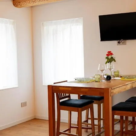 Puri Nella Valle Dei Laghi Apartamento Fratta (Treviso)