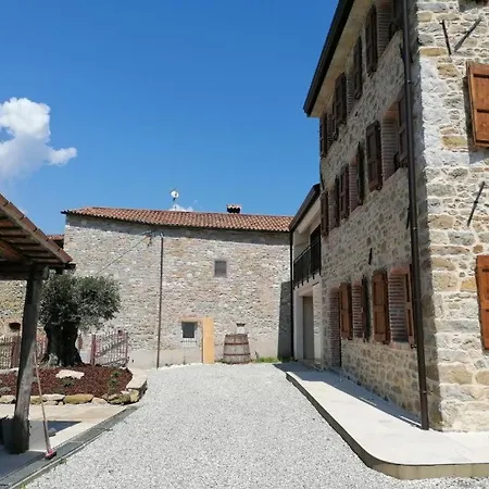 Apartment Puri Nella Valle Dei Laghi *